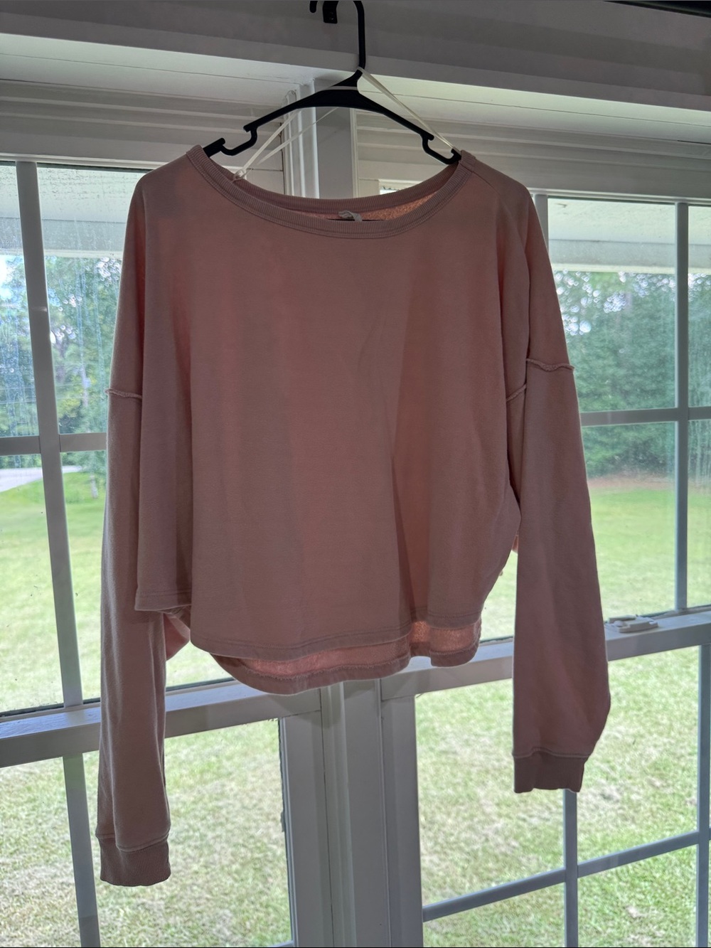 Double Zero Light Pink Cropped Crewneck Sweatshirt